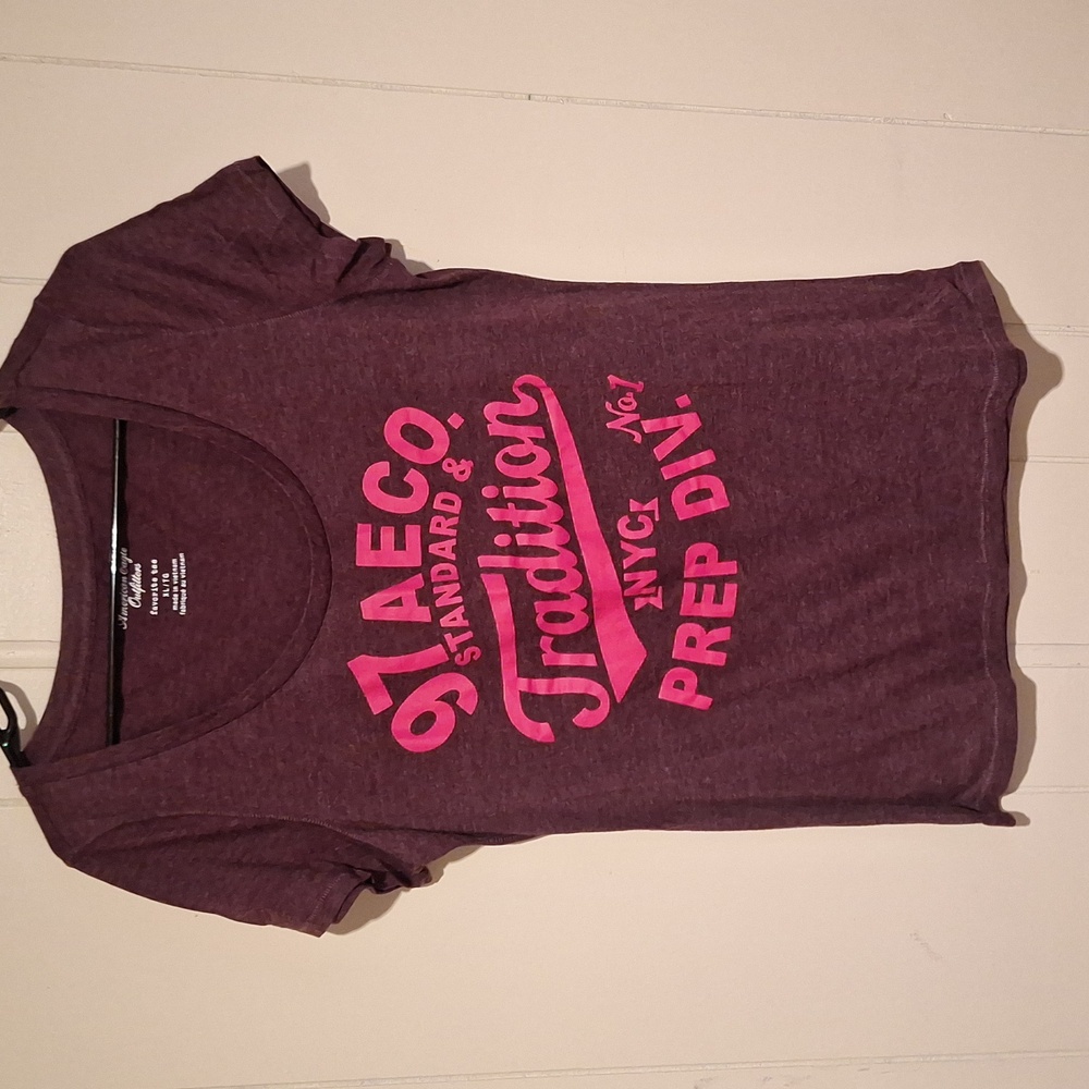 American Eagle Favorite Tee Shirt Size XL